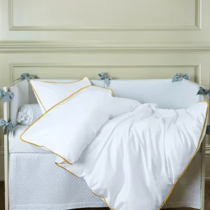 Pościel dziecięca SAN ANTONIO - biała ze złotą lamówką