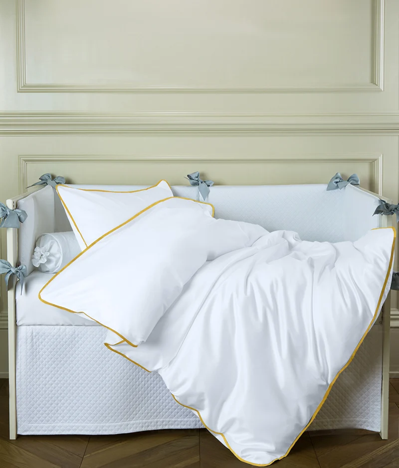 Pościel dziecięca SAN ANTONIO – biała ze złotą lamówką