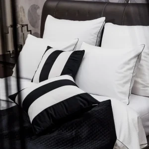 Pościel adamaszkowa SAN ANTONIO – z czarną lamówką