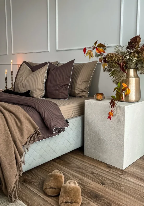 Pościel adamaszkowa SAN ANTONIO – espresso z białą lamówką