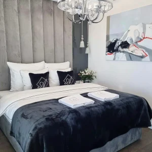 Pościel adamaszkowa SAN ANTONIO – z czarną lamówką