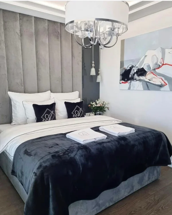 Pościel adamaszkowa SAN ANTONIO – z czarną lamówką