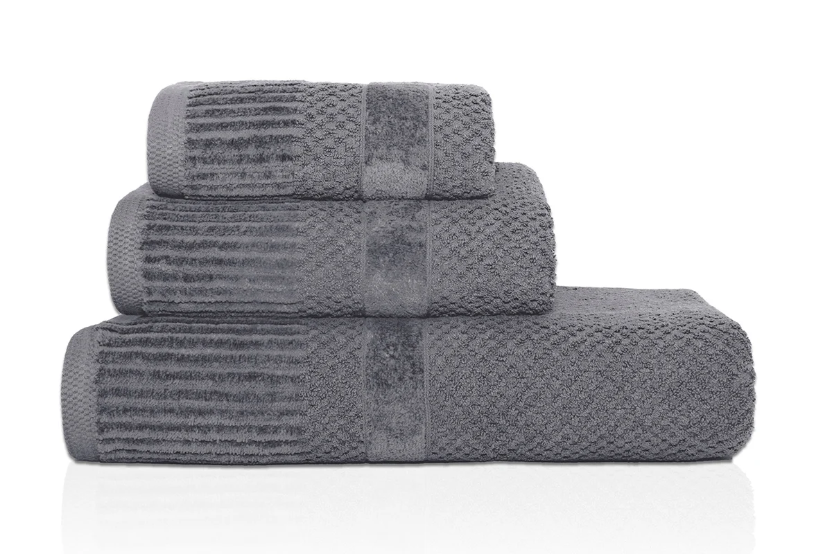 Ręcznik personalizowany IVO – szary