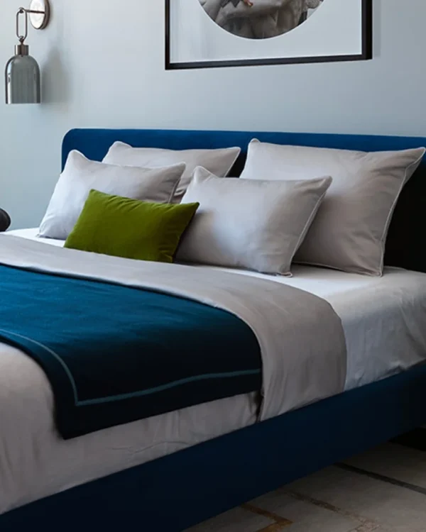 Pościel satynowa SAN ANTONIO - latte beż z białą lamówką