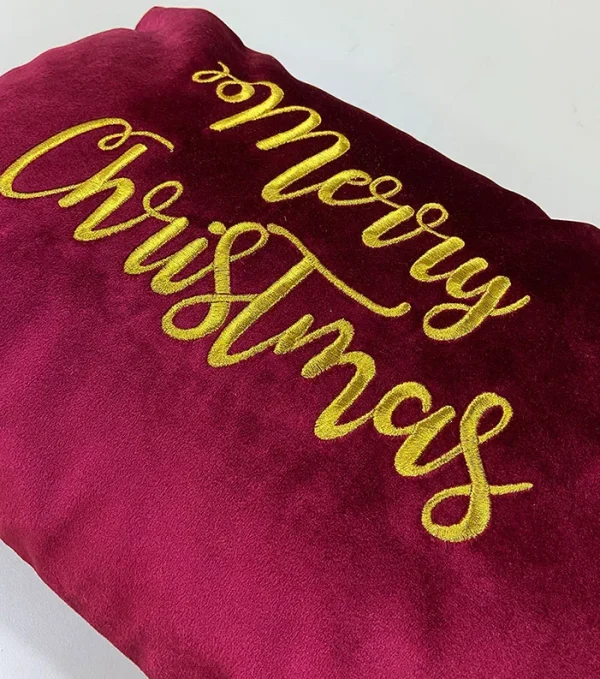 Poduszka VELVET z haftem Merry Christmas