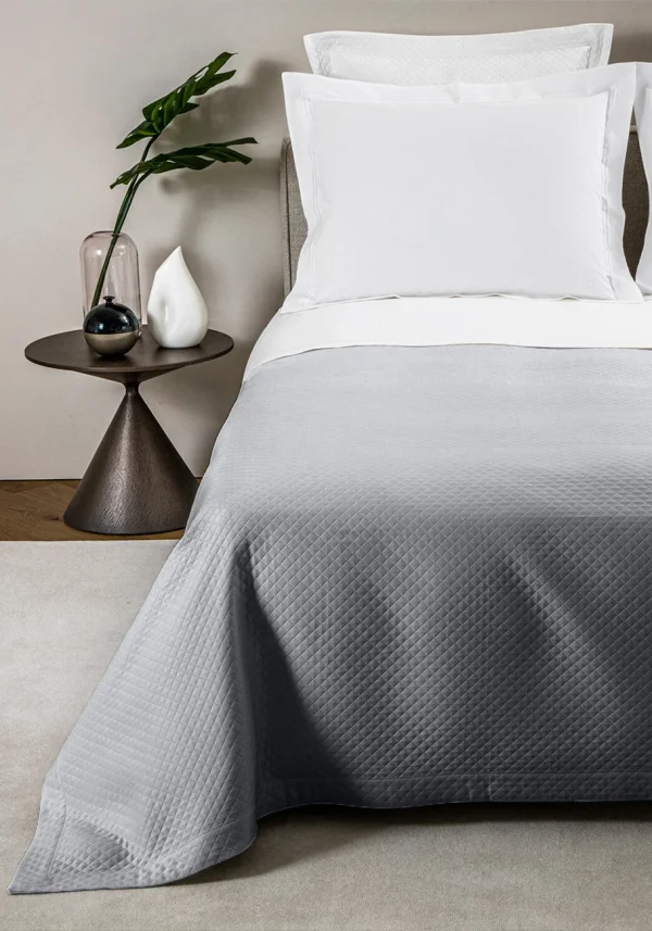 Narzuta CAPRI - szary jasny