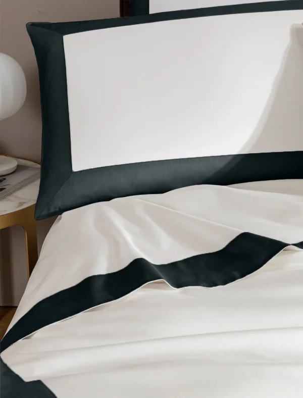 Pościel PARIS - biała z czarnym