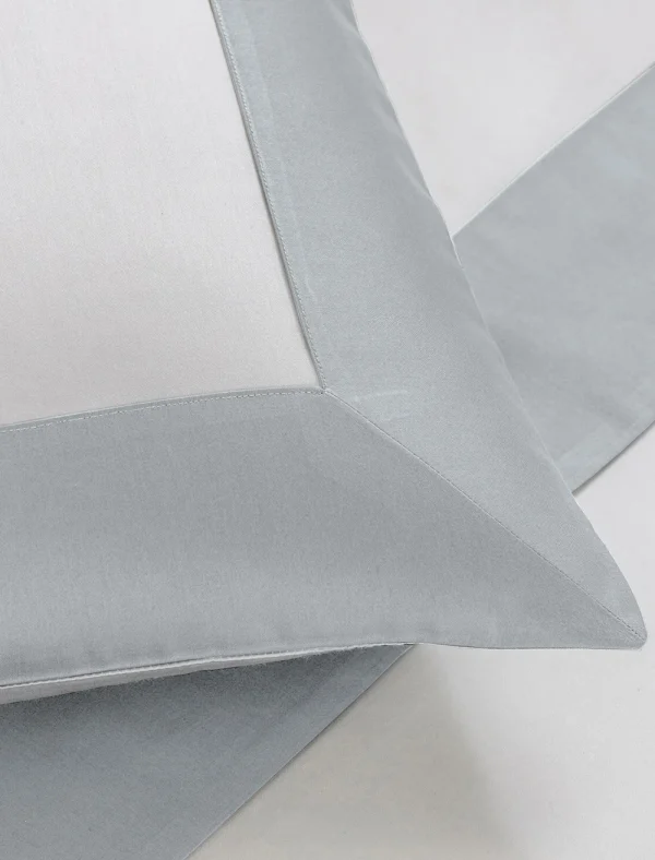 Pościel PARIS - biała z jasnym szarym