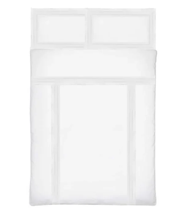 Pościel satynowa obszyta białą koronką