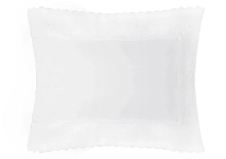 Poszewka biała z koronką