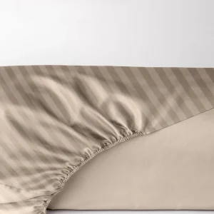 Prześcieradło adamaszkowe macchiato beż z gumką