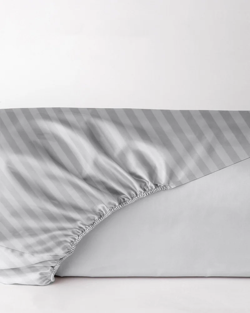 Prześcieradło adamaszkowe szary jasny z gumką