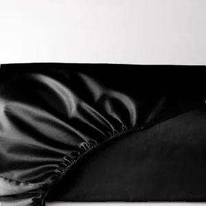 Prześcieradło satynowe czarne z gumką