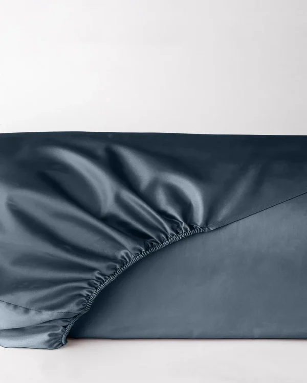 Prześcieradło satynowe marengo blue z gumką