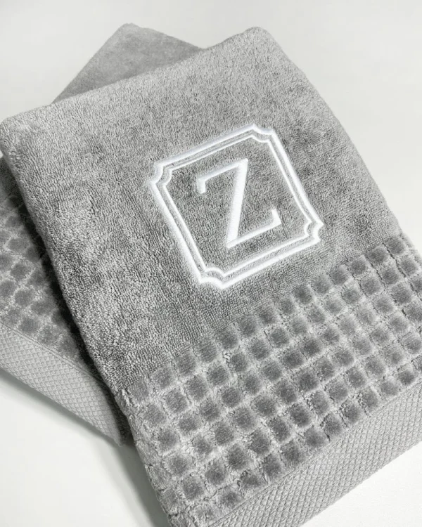 Personalizowany ręcznik kąpielowy – szary