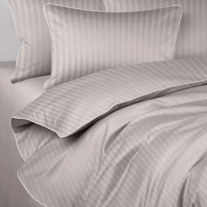 Pościel adamaszkowa SAN ANTONIO – latte beż z białą lamówką