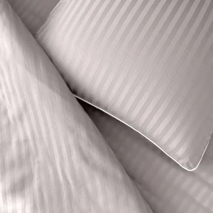 Pościel adamaszkowa SAN ANTONIO – latte beż z białą lamówką