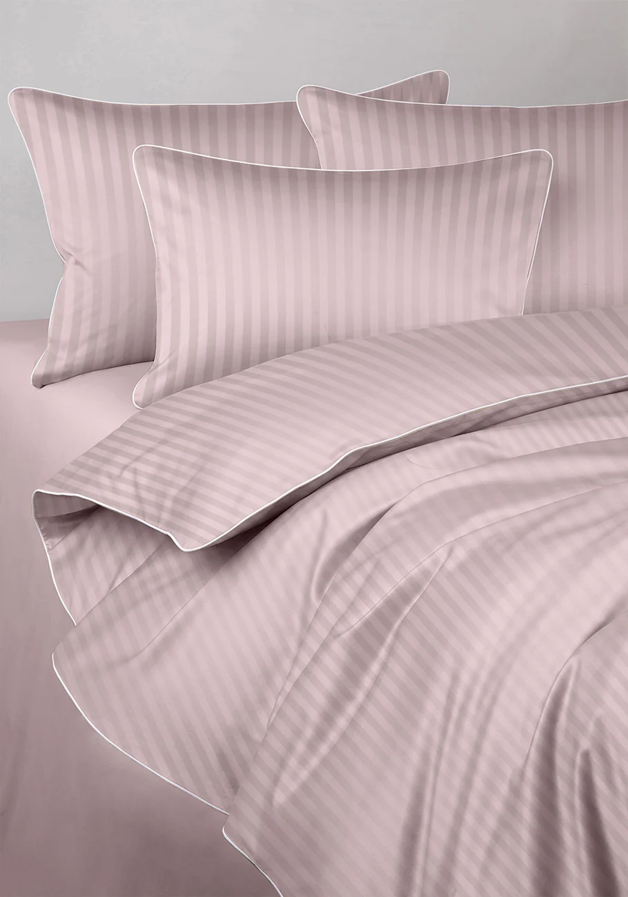 Pościel adamaszkowa SAN ANTONIO – powder pink z białą lamówką