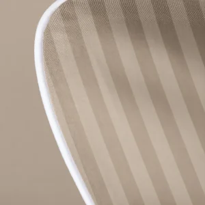 Poszewka adamaszkowa SAN ANTONIO macchiato beż z białą lamówką