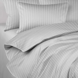 Pościel adamaszkowa SAN ANTONIO – szary jasny z białą lamówką