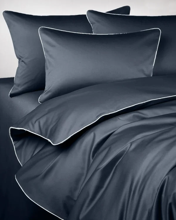 Pościel satynowa SAN ANTONIO - antracytowy z białą lamówką