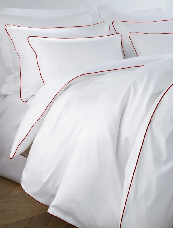 Pościel SAN ANTONIO - biała z bordową lamówką