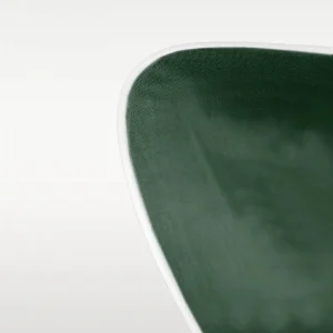 Pościel satynowa SAN ANTONIO - butelkowa zieleń boho z białą lamówką