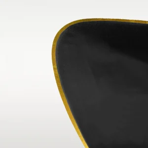 Pościel satynowa SAN ANTONIO - czarna ze złotą lamówką