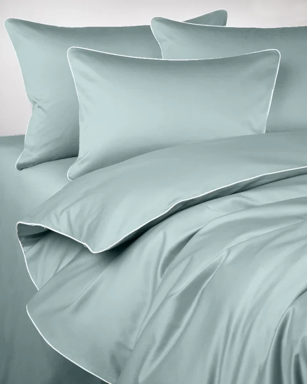 Pościel satynowa SAN ANTONIO - sage mint z białą lamówką