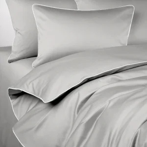 Pościel satynowa SAN ANTONIO - szary jasny z białą lamówką