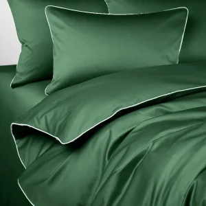 Pościel satynowa SAN ANTONIO - butelkowa zieleń boho z białą lamówką