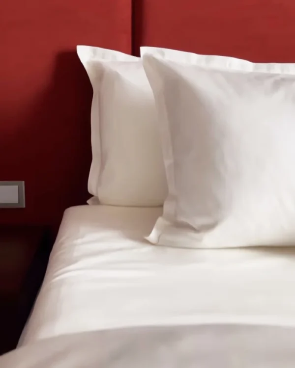 Pościel satynowa VALENCIA - biała